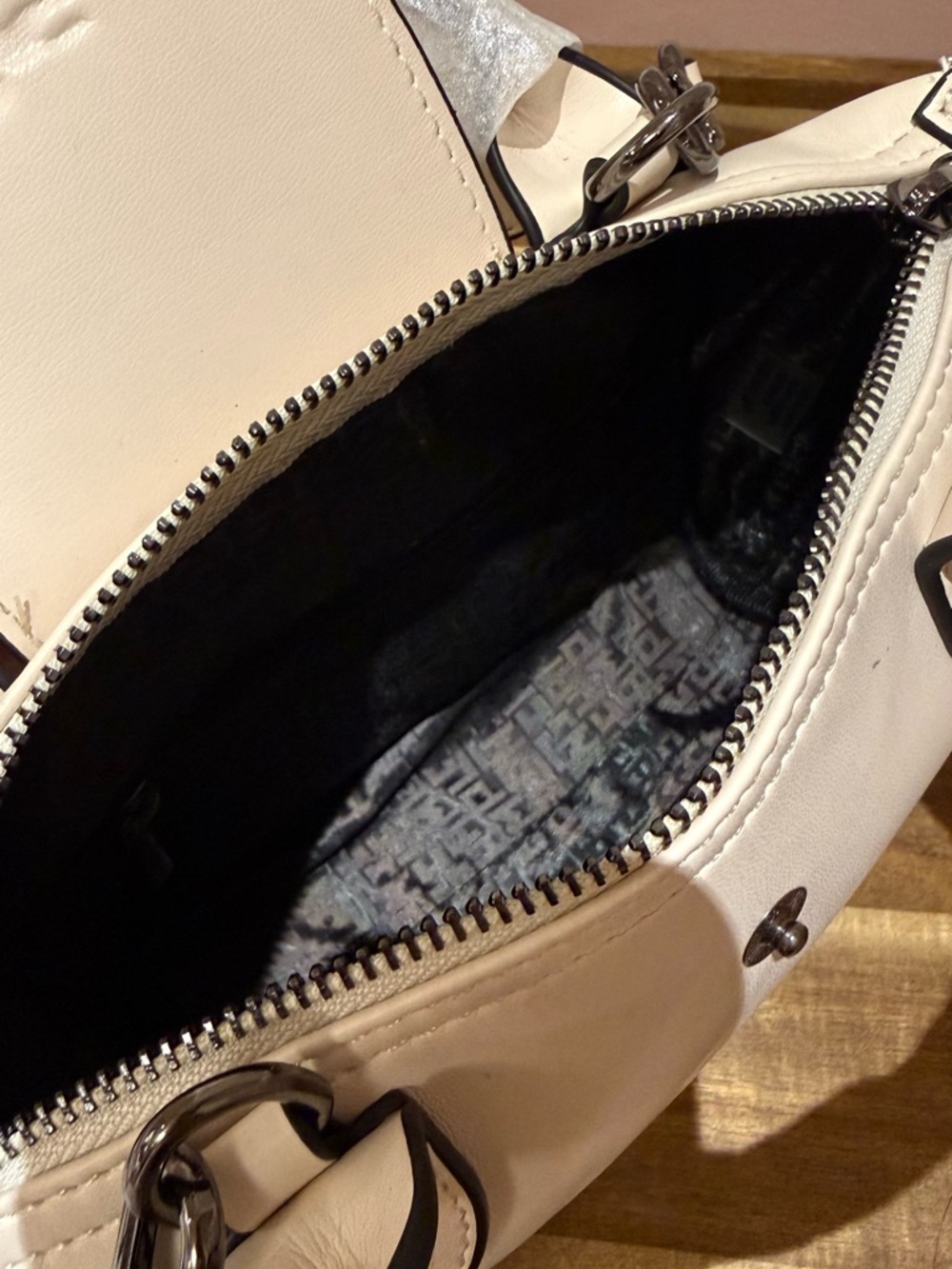 Longchamp XS Le Pliage Cuir (Leather) Top Handle Bag *Replica* - Off White/Cream - Picture 9 of 10